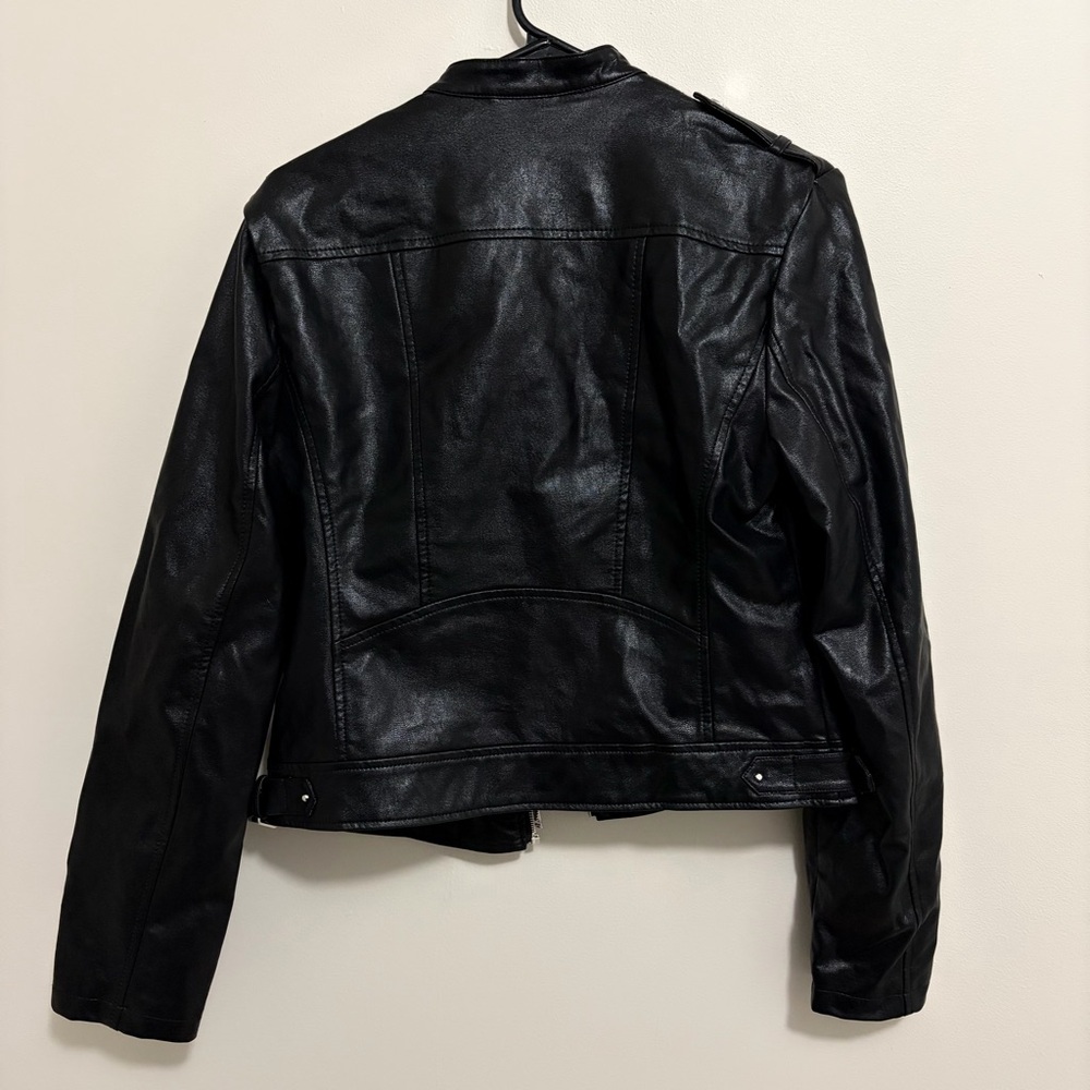 Guess Women's Sleek Black Leather Style Jacket Women’s Large - Picture 9 of 10